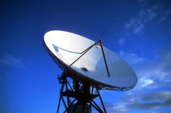 ETL Systems Signs Strategic Agreement with UR Group and Aicox to Enhance Collaboration in Advanced Communications Technologies